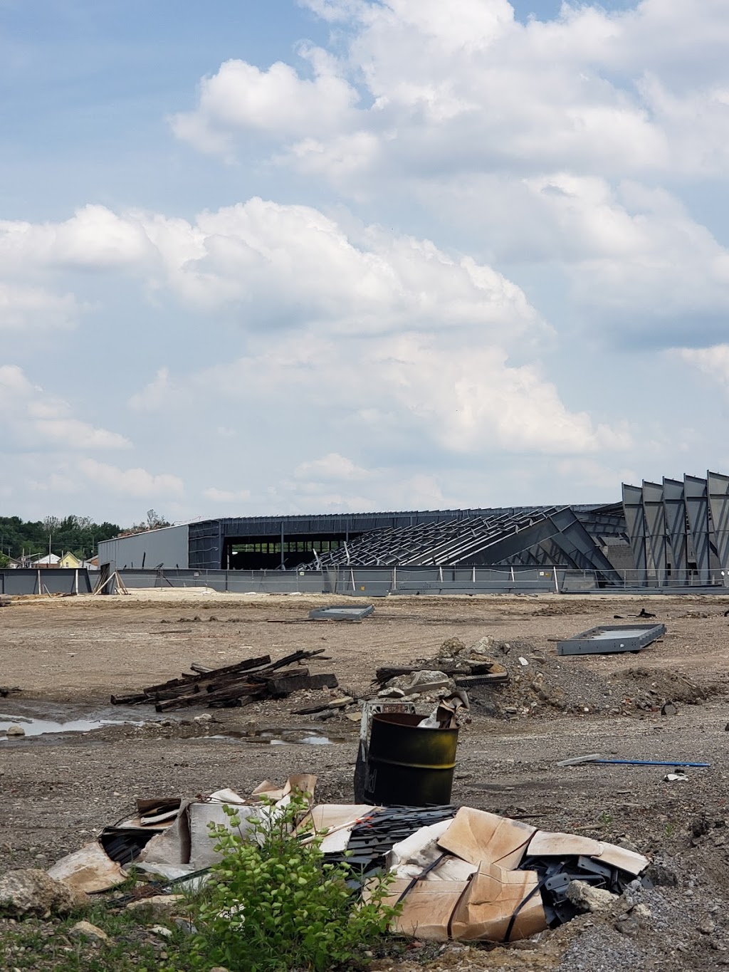 Spooky Nook Sports Champion Mill | restaurant | 601 N B St., Hamilton, OH 45013, USA | 5132738200 OR +1 513-273-8200