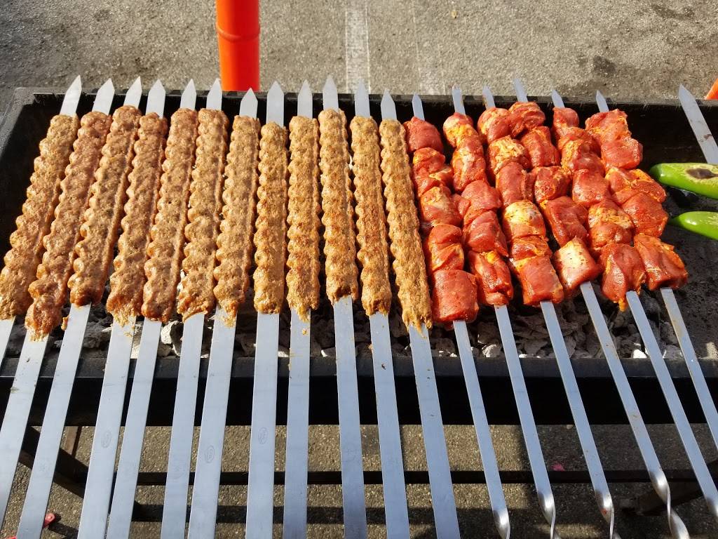 Hoviks Famous Meat & Deli | meal takeaway | 17660 Chatsworth St, Granada Hills, CA 91344, USA | 8183602400 OR +1 818-360-2400