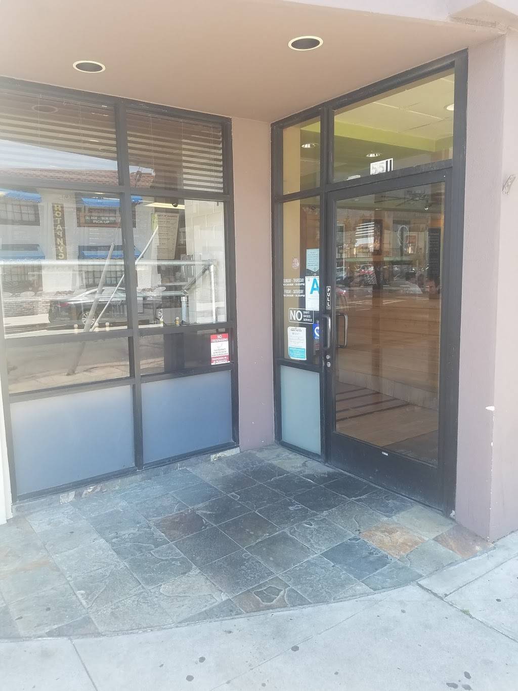 Sharkys Woodfired Mexican Grill | restaurant | 5511 Reseda Blvd, Tarzana, CA 91356, USA | 8188818760 OR +1 818-881-8760