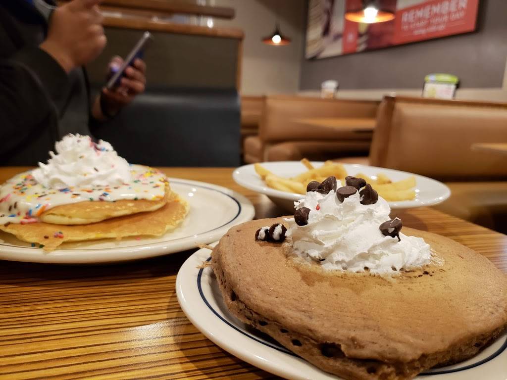 IHOP | restaurant | 1105 W, I-20, Arlington, TX 76017, USA | 8177846040 OR +1 817-784-6040