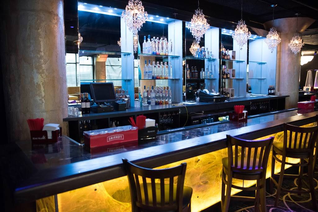 Southern Fire Restaurant | restaurant | 575 Bellevue St, Detroit, MI 48207, USA | 3134549044 OR +1 313-454-9044