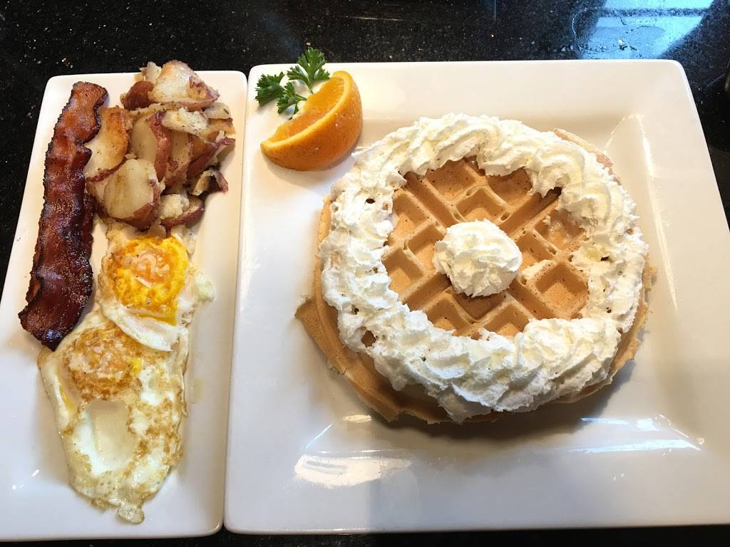 Kekes Breakfast Cafe | cafe | 11430 US-301, Riverview, FL 33569, USA | 8136774521 OR +1 813-677-4521