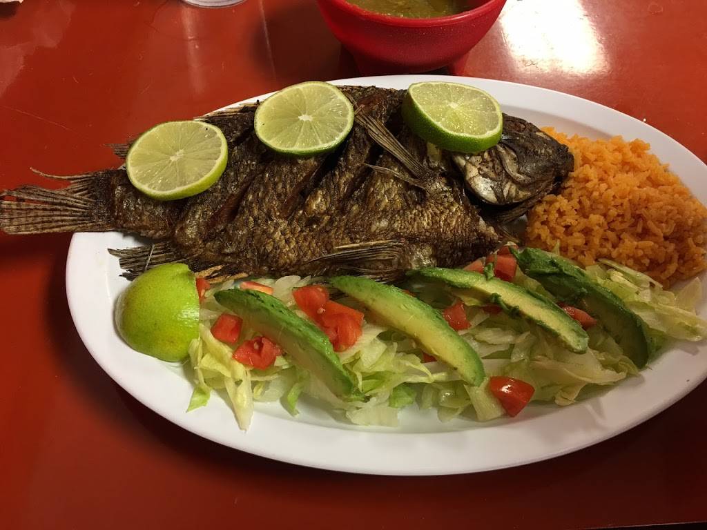 Los Dos Potrillos Mexican Restaurant | restaurant | 614 N State St, Bunnell, FL 32110, USA | 3864374078 OR +1 386-437-4078