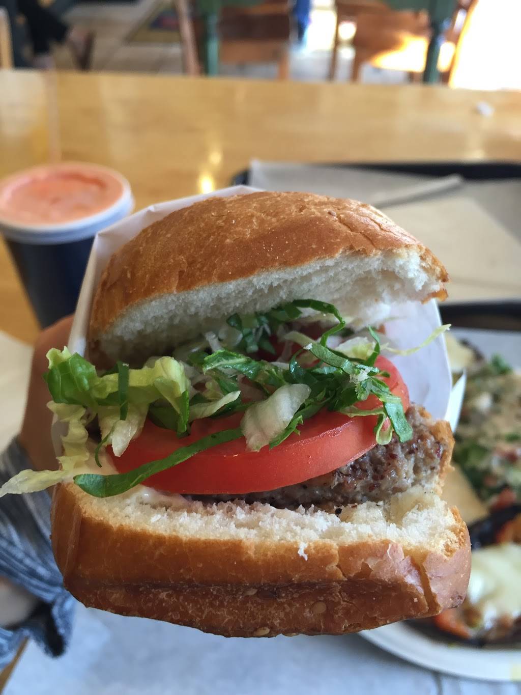 Bongo Burger | restaurant | 1839 Euclid Ave, Berkeley, CA 94709, USA | 5105483400 OR +1 510-548-3400