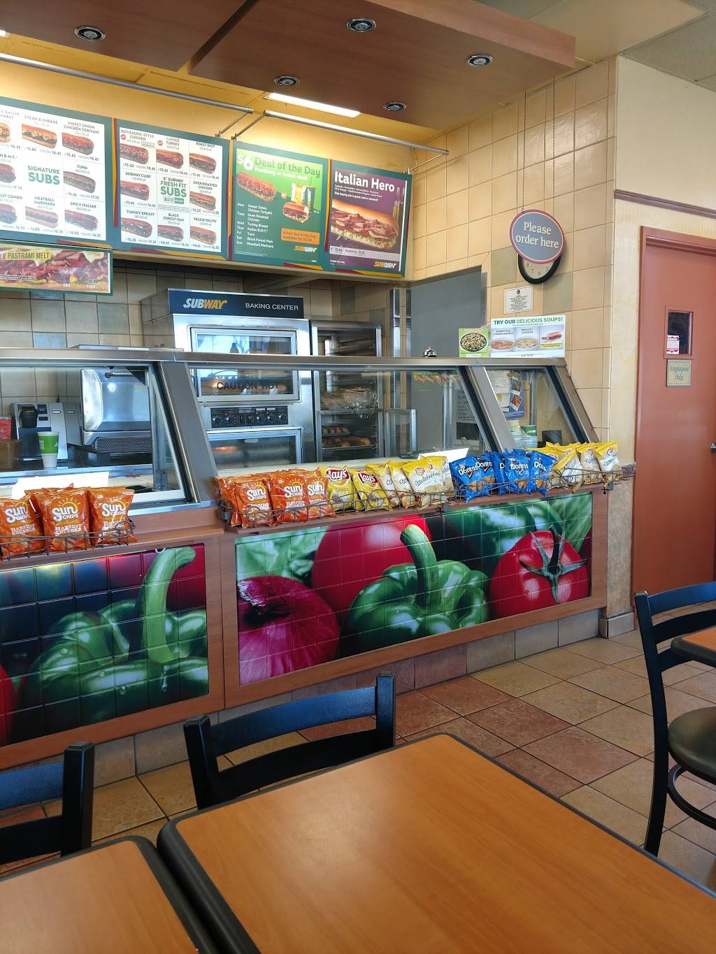 Subway Restaurants | restaurant | 741 S Main St, Salinas, CA 93901, USA | 8317586054 OR +1 831-758-6054