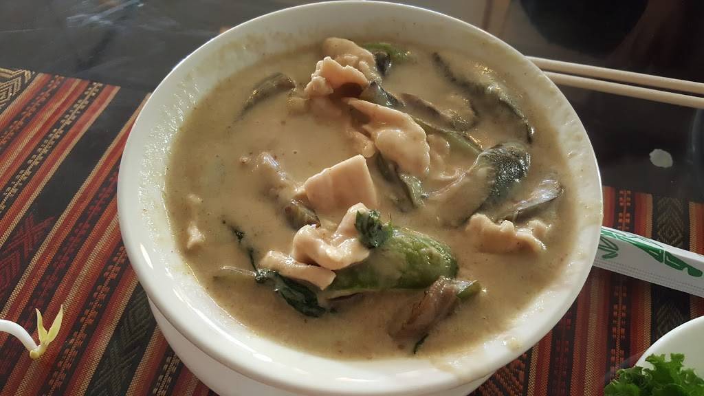 Thai Village | restaurant | 1277 Kaahumanu St #98, Aiea, HI 96701, USA | 8084881288 OR +1 808-488-1288