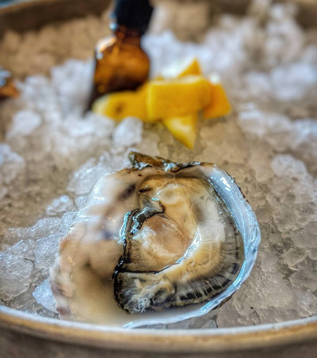 Chelsea Farms Oyster Bar | restaurant | 222 Capitol Way N, Olympia, WA 98501, USA | 3609157784 OR +1 360-915-7784