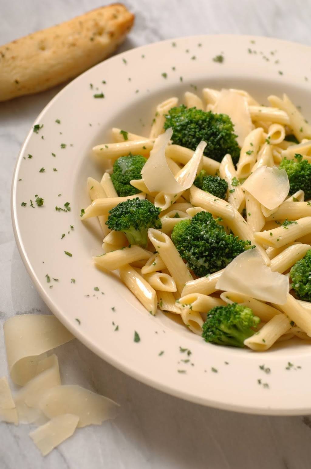 Macianos Pizza & Pastaria | meal delivery | 850 Brook Forest Ave, Shorewood, IL 60431, USA | 8157730800 OR +1 815-773-0800