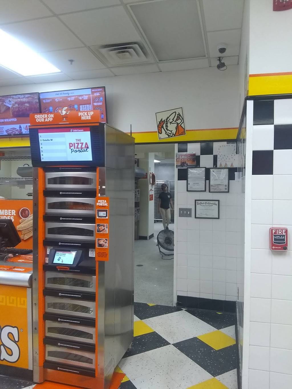 Little Caesars Pizza | meal takeaway | 1999 Old US Hwy 1, Fort Pierce, FL 34950, USA | 7724297473 OR +1 772-429-7473