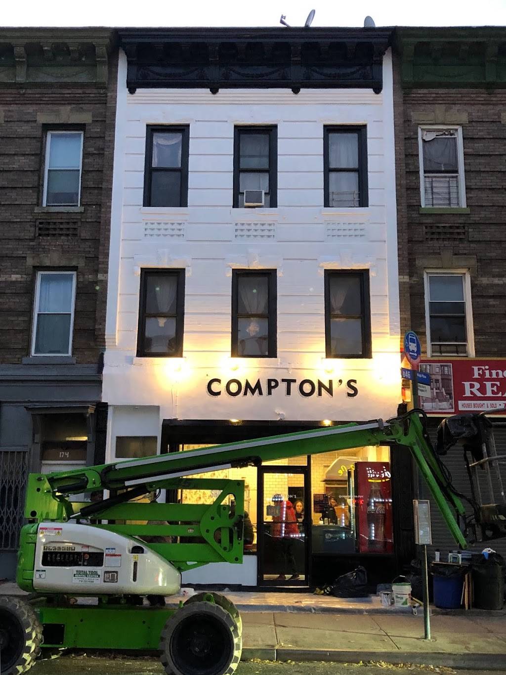 Compton’s | restaurant | 172 Utica Ave, Brooklyn, NY 11213, USA | 3474059968 OR +1 347-405-9968
