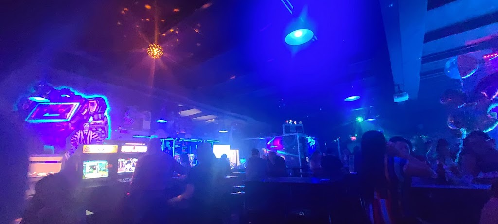 80s Bar and Grill | restaurant | 1820 US-77 BUS, San Benito, TX 78586, USA | 9562812180 OR +1 956-281-2180