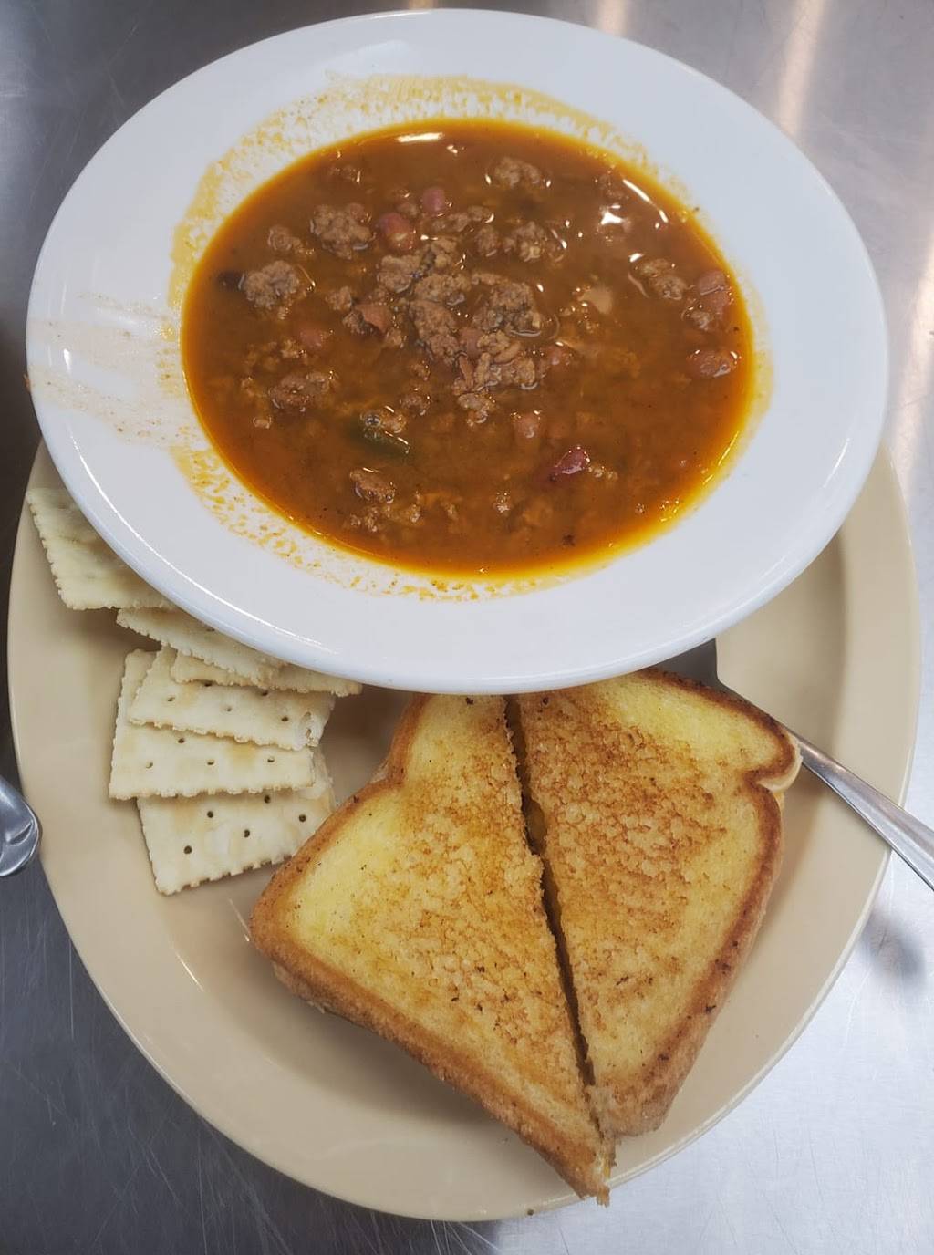 Rok’s Bar & Grill | restaurant | 601 Colfax St, Boyden, IA 51234, USA | 7127252110 OR +1 712-725-2110