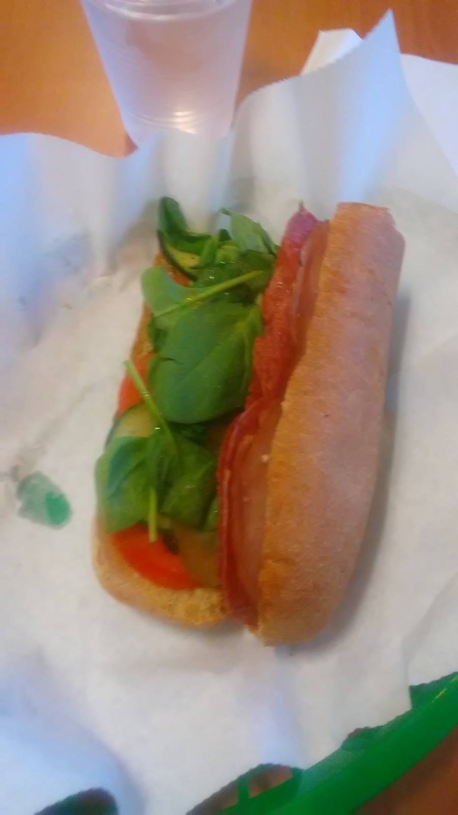 Subway | restaurant | 950 10th St Suite 6, Modesto, CA 95354, USA | 2095213100 OR +1 209-521-3100