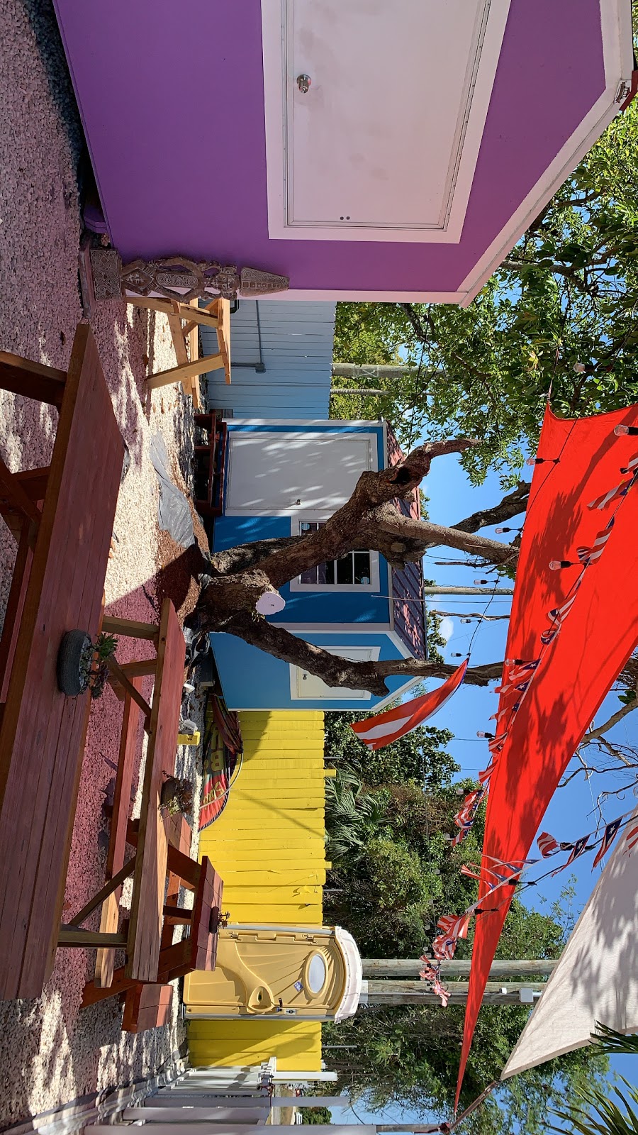 Windy City Tacos, Burgers, & More | restaurant | 15190 SW 177th Ave, Miami, FL 33187, USA | 9542976995 OR +1 954-297-6995