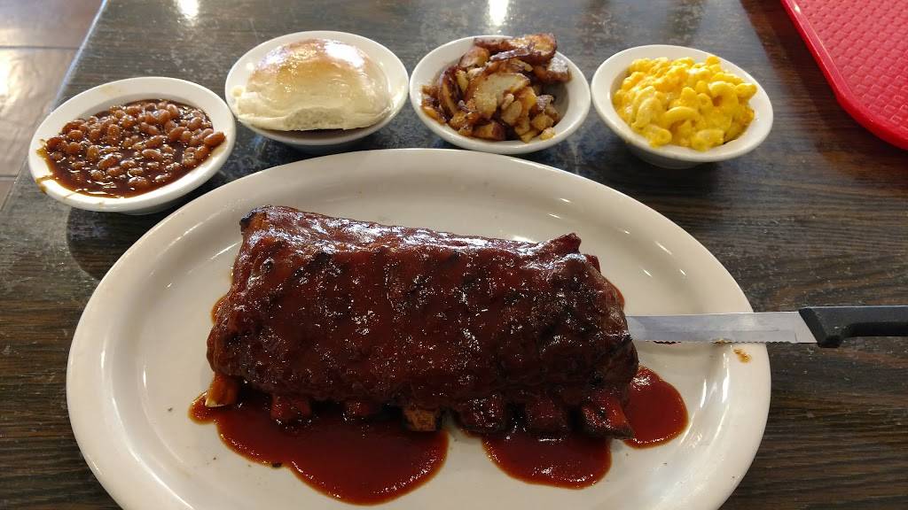 Circle B Ranch BBQ | restaurant | New, 649 Airport Rd, Fletcher, NC 28732, USA | 8286872323 OR +1 828-687-2323