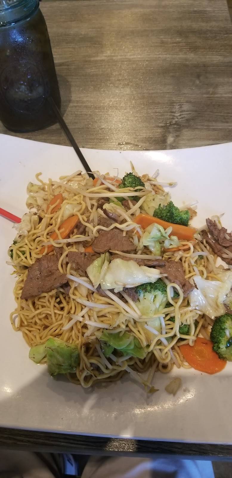 Jaruwan | restaurant | 9825 Long Beach Blvd, South Gate, CA 90280, USA | 3232496963 OR +1 323-249-6963