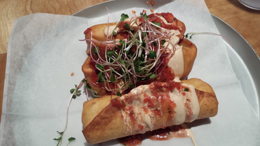 District Taqueria | restaurant | 917 E Douglas Ave, Wichita, KS 67202, USA | 3163500190 OR +1 316-350-0190