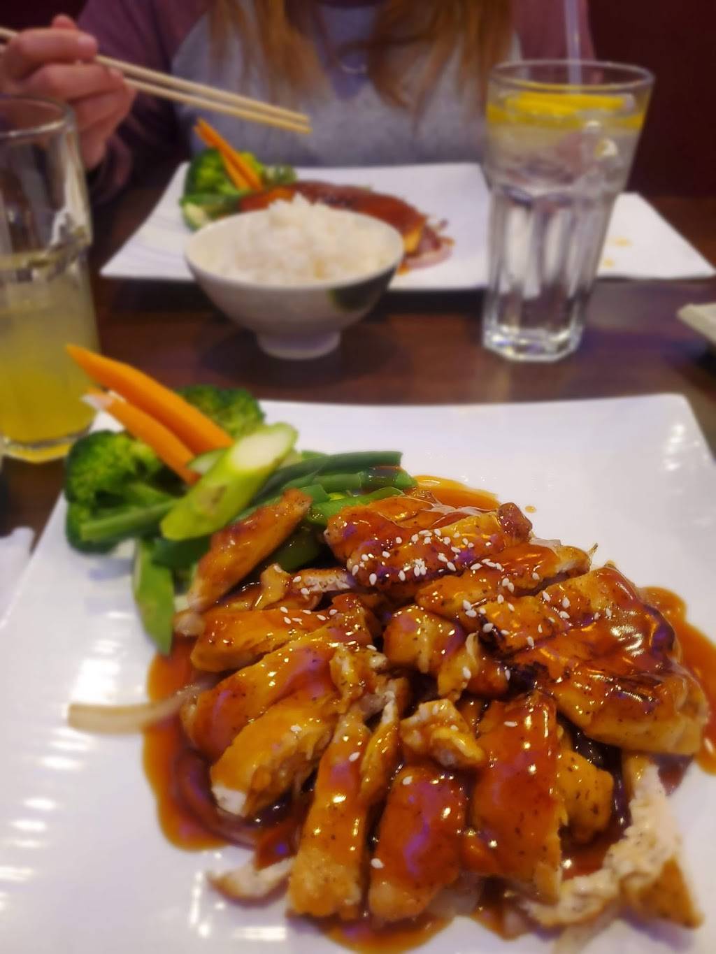 Yellowstone Sushi Cuisine Restaurant | restaurant | 6673 Selfridge St, Forest Hills, NY 11375, USA | 7182618882 OR +1 718-261-8882