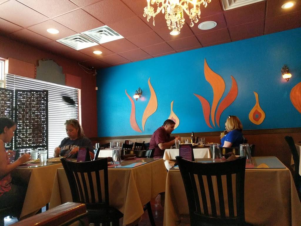 Aago Indian/ Nepalese Restaurant & Bar | restaurant | 12368 Warwick Blvd A107, Newport News, VA 23606, USA | 7578733529 OR +1 757-873-3529