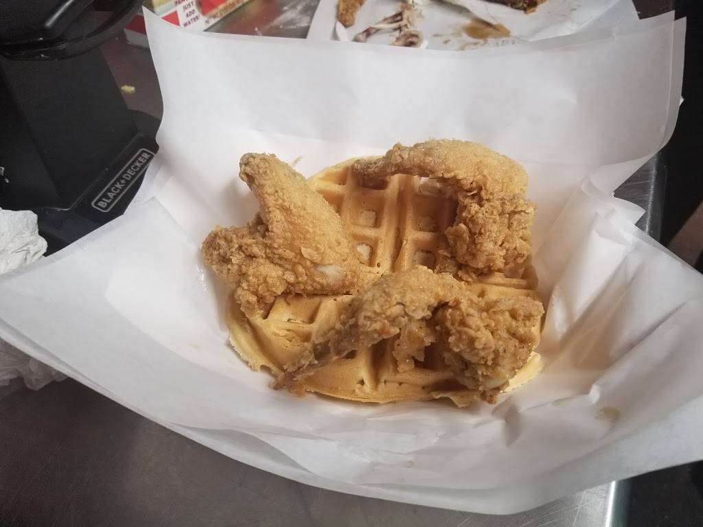 56th Street Harolds Grill and waffles | restaurant | 1314, 5608 S Ashland Ave, Chicago, IL 60636, USA | 7734243828 OR +1 773-424-3828