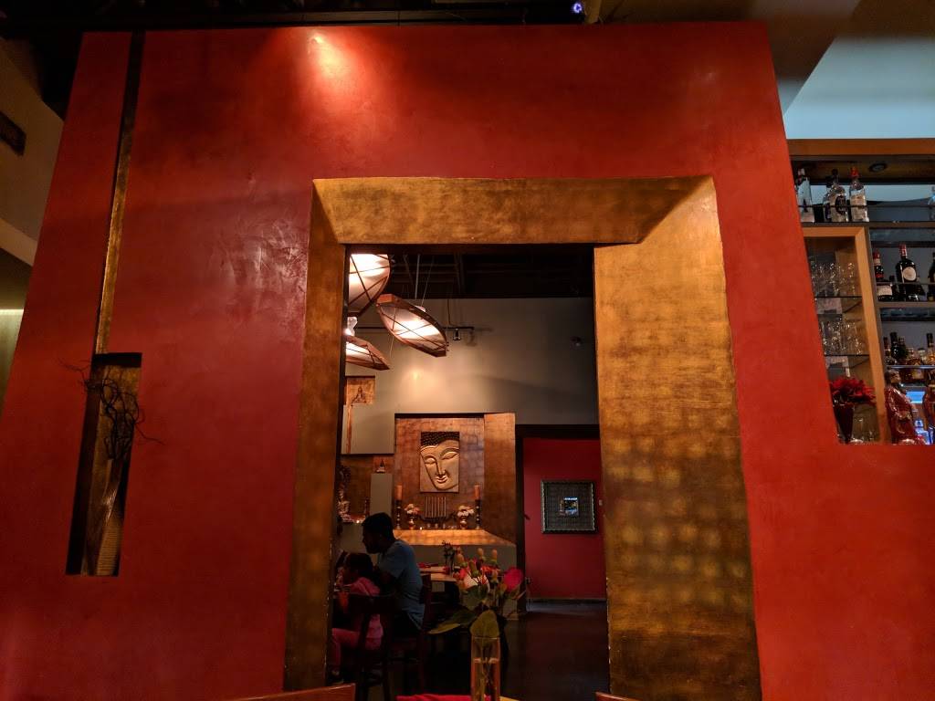 Silver Thai Cuisine | restaurant | 906 W McDermott Dr Ste 104, Allen, TX 75013, USA | 9727477452 OR +1 972-747-7452