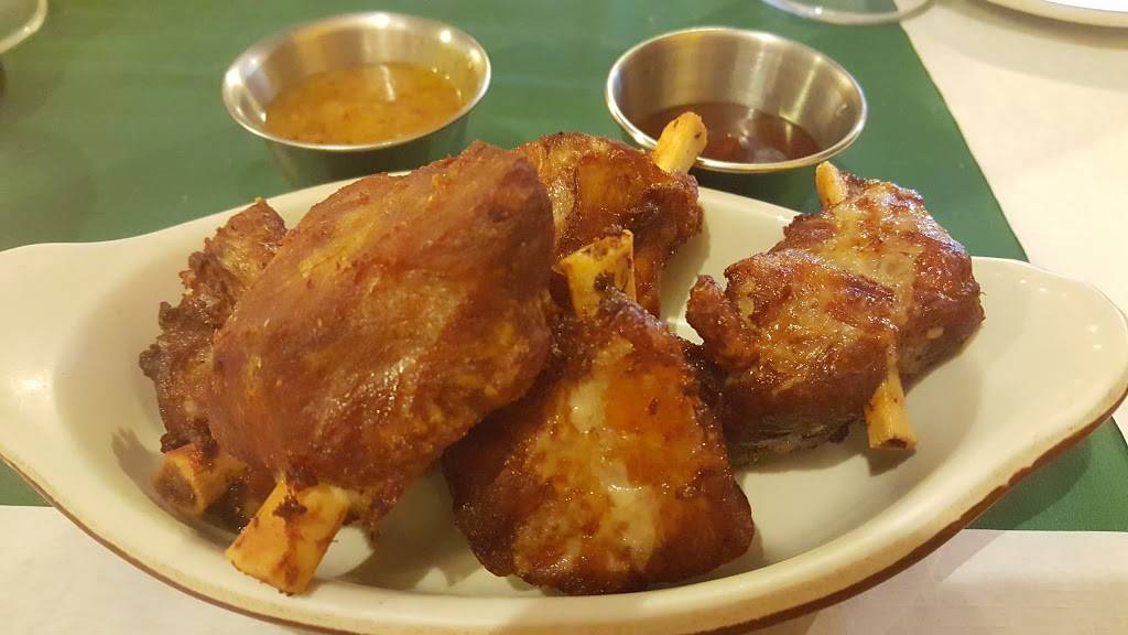 Gasthaus | restaurant | 115 N Dixie Way, Roseland, IN 46637, USA | 5742724287 OR +1 574-272-4287