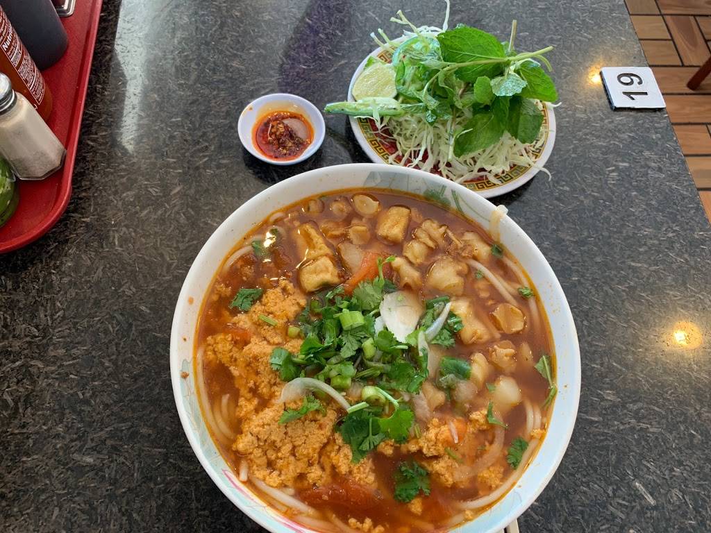 Pho Kim Long | restaurant | 2082 N Capitol Ave, San Jose, CA 95132, USA | 4089462181 OR +1 408-946-2181