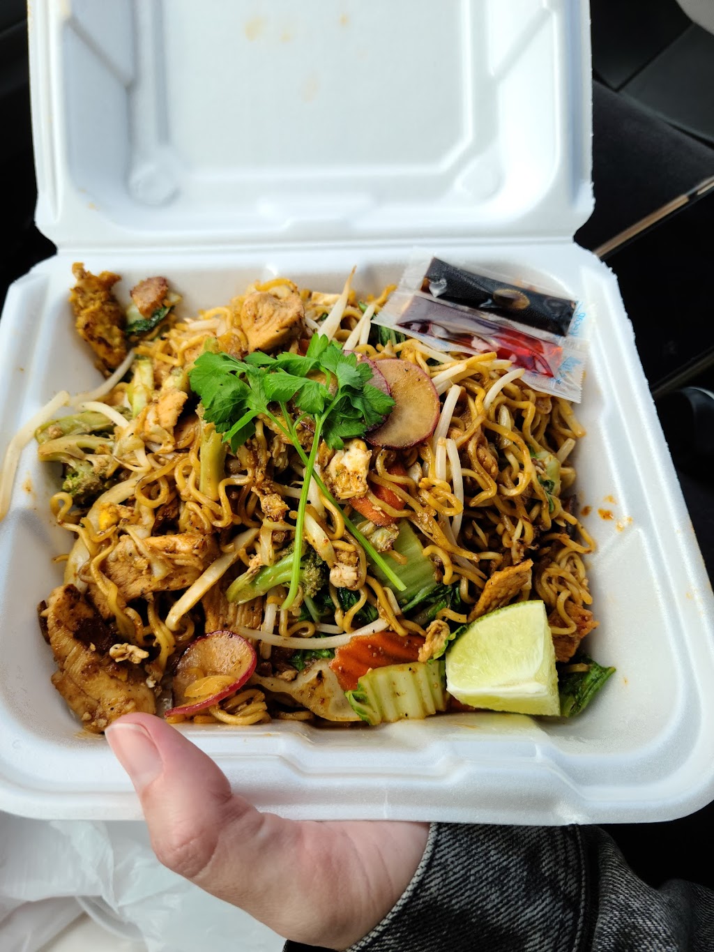 Spices Food Truck: Japanese Indonesian Grill | restaurant | 2112 W Main St, Russellville, AR 72801, USA | 4792231545 OR +1 479-223-1545