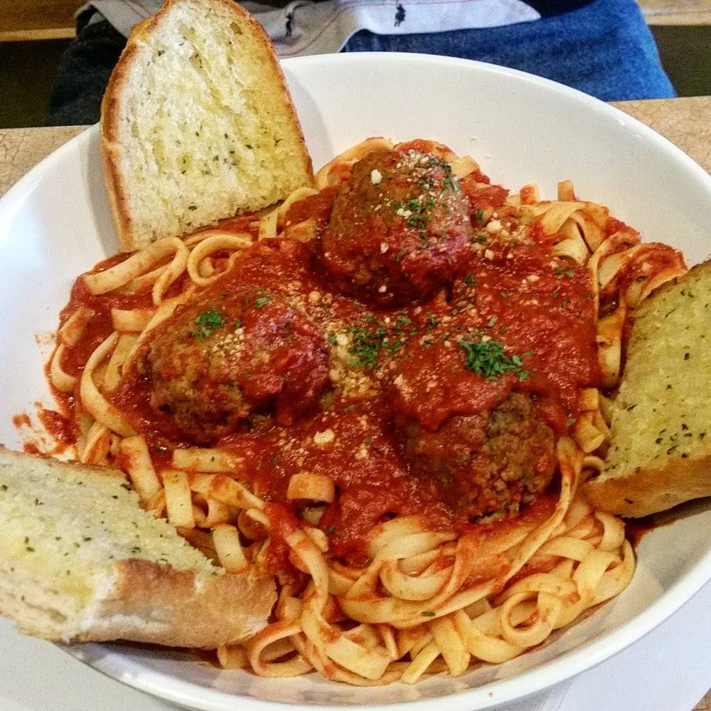 Marios Italian Grill | meal delivery | 2012 W Layton Ave, Milwaukee, WI 53221, USA | 4142825600 OR +1 414-282-5600