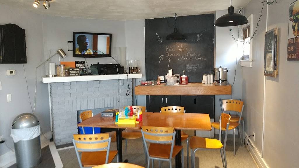 Zocs Gourmet Burgers and Shakes | restaurant | 975 Chili Ave, Rochester, NY 14611, USA | 5852875269 OR +1 585-287-5269