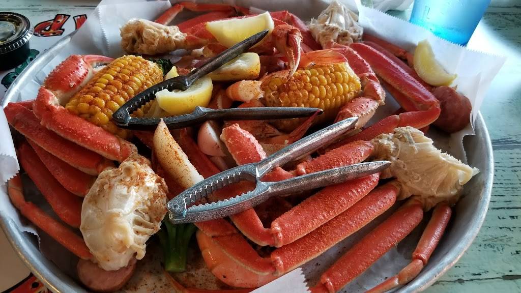 Whiteys Fish Camp | restaurant | 2032 County Rd 220, Fleming Island, FL 32003, USA | 9042694198 OR +1 904-269-4198