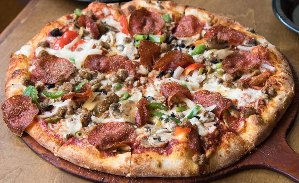 Papa Lenos | restaurant | 108 Center St, Berea, KY 40403, USA | 8599864497 OR +1 859-986-4497