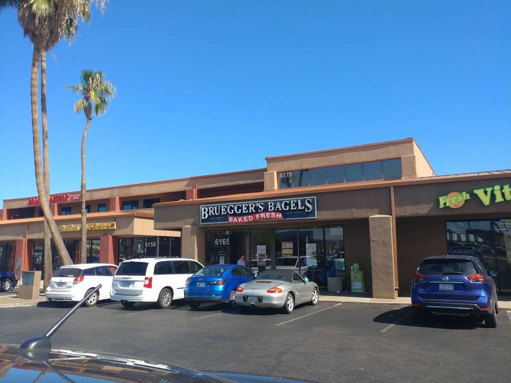 Brueggers Bagels | bakery | 6165 E Broadway Blvd, Tucson, AZ 85711, USA | 5207450800 OR +1 520-745-0800