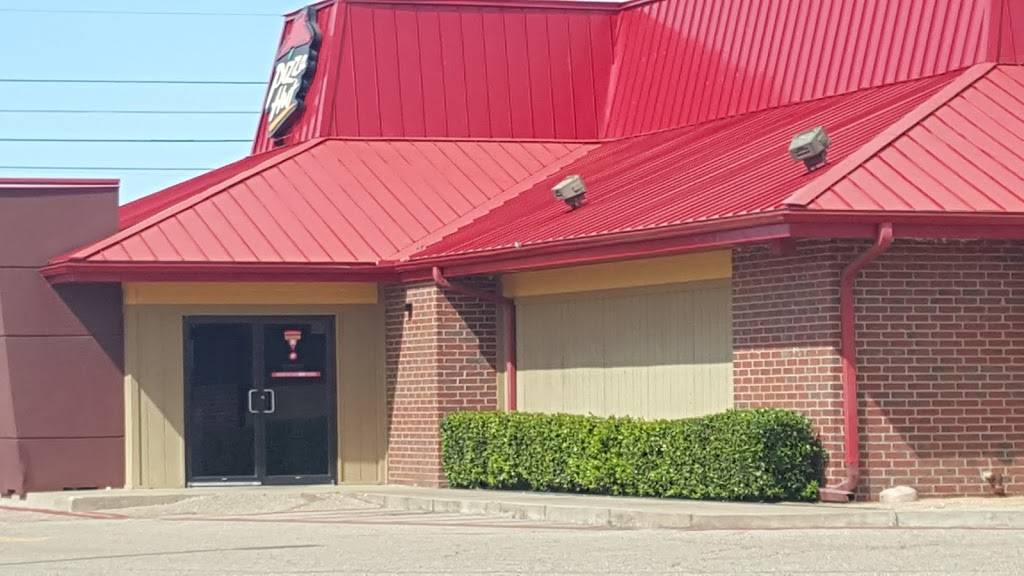 Pizza Hut | restaurant | 601 N Loop 340, Bellmead, TX 76705, USA | 2548676767 OR +1 254-867-6767