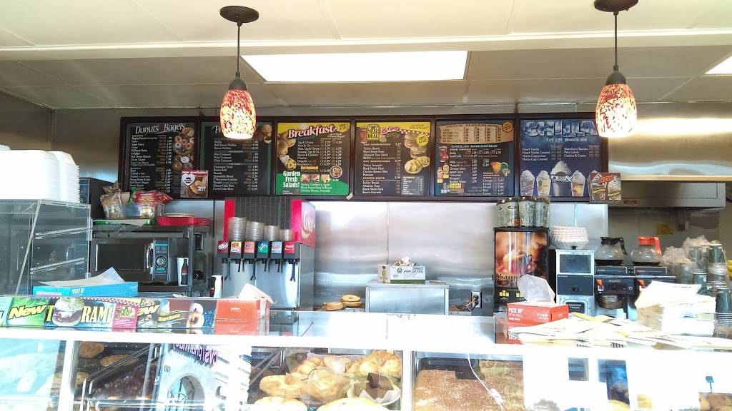 Yum Yum Donuts | cafe | North Hollywood, CA 91606, USA | 8185063199 OR +1 818-506-3199