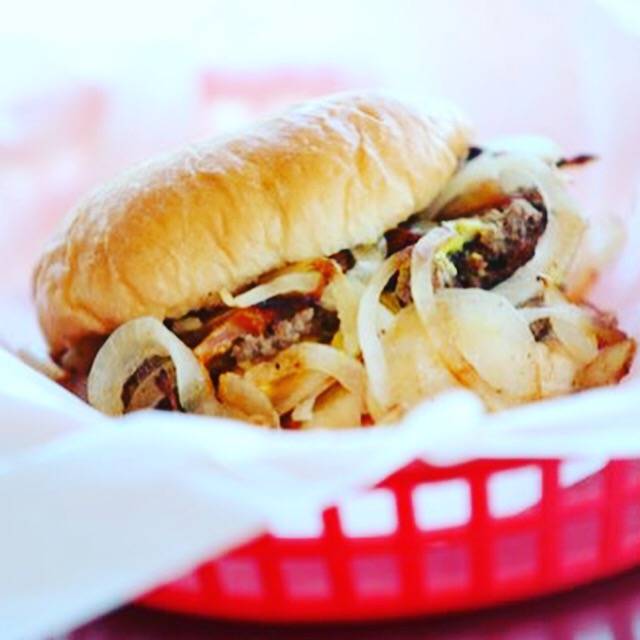 MOTZS Burgers | restaurant | 7208 W Fort St, Detroit, MI 48209, USA | 3138439186 OR +1 313-843-9186