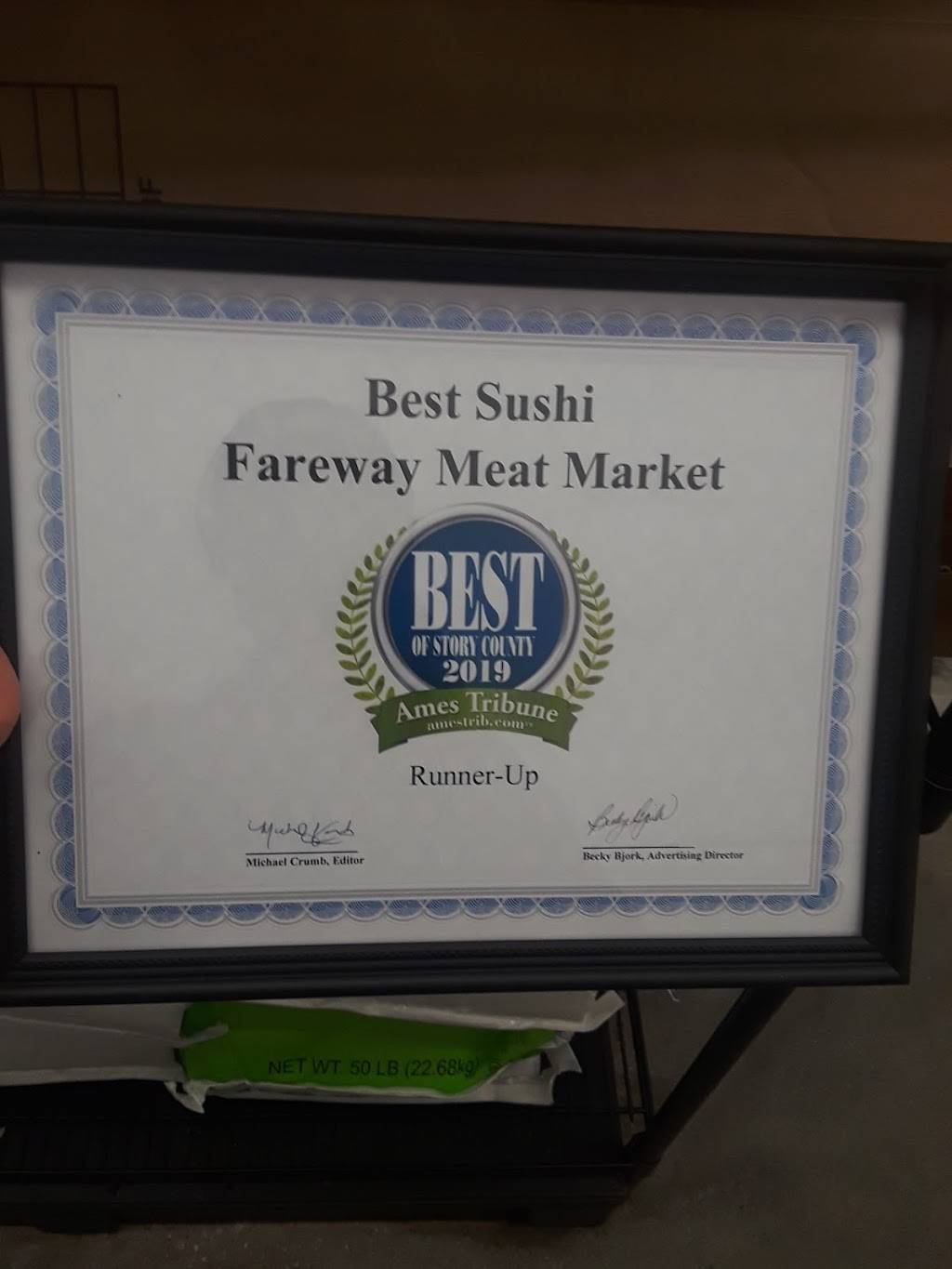 FareWay Sushi | meal takeaway | 3720 Lincoln Way, Ames, IA 50014, USA | 5152929512 OR +1 515-292-9512