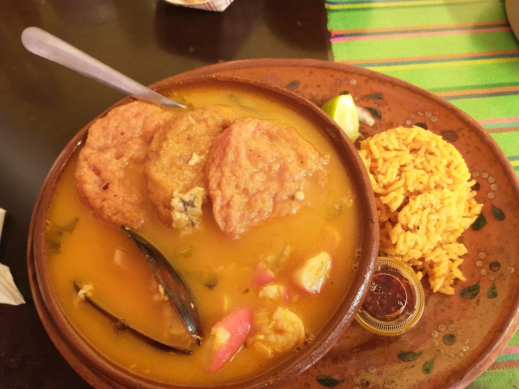 La Regia Tacos y Gorditas | restaurant | 3617-3311, Mile 11 N, Mercedes, TX 78570, USA | 9563757464 OR +1 956-375-7464