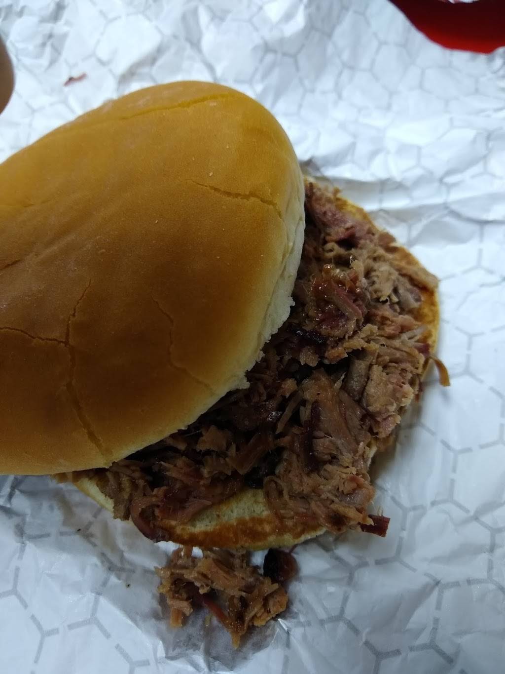 Phat Phils BBQ | restaurant | 1343 S Church St, Paris, TX 75460, USA | 9037829545 OR +1 903-782-9545