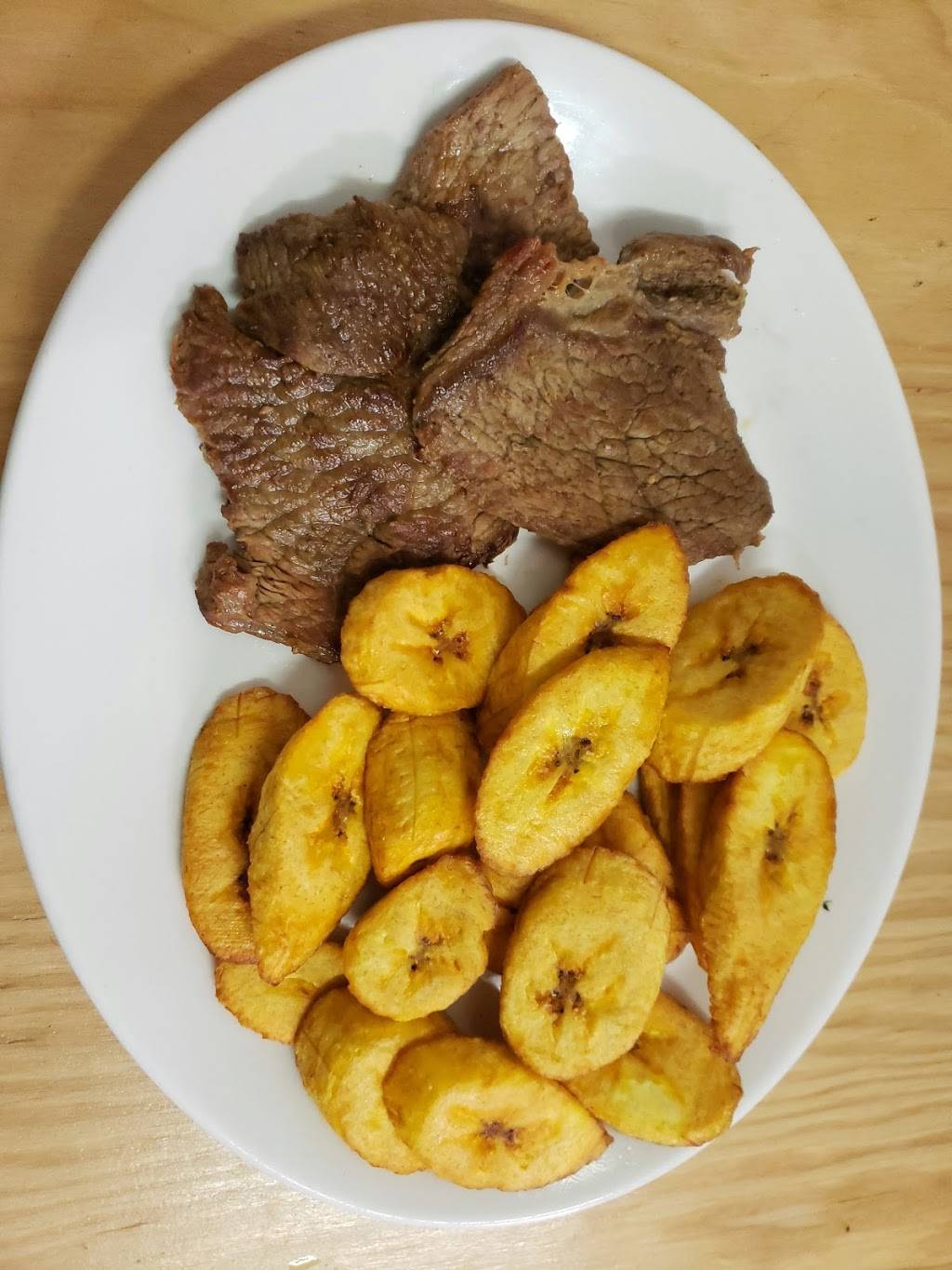 La Fiesta Latina | restaurant | 565 Somerset St W, Ottawa, ON K1R 5K2, Canada | 6137121717 OR +1 613-712-1717