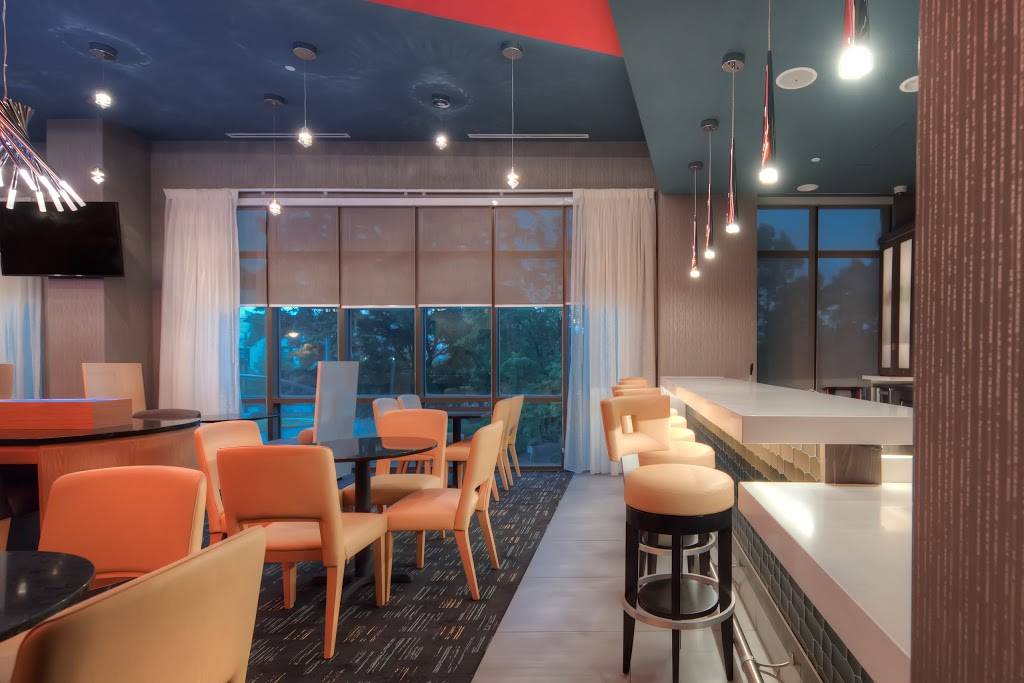 The Overlook | restaurant | 616 S Salisbury St, Raleigh, NC 27601, USA | 9198560017 OR +1 919-856-0017