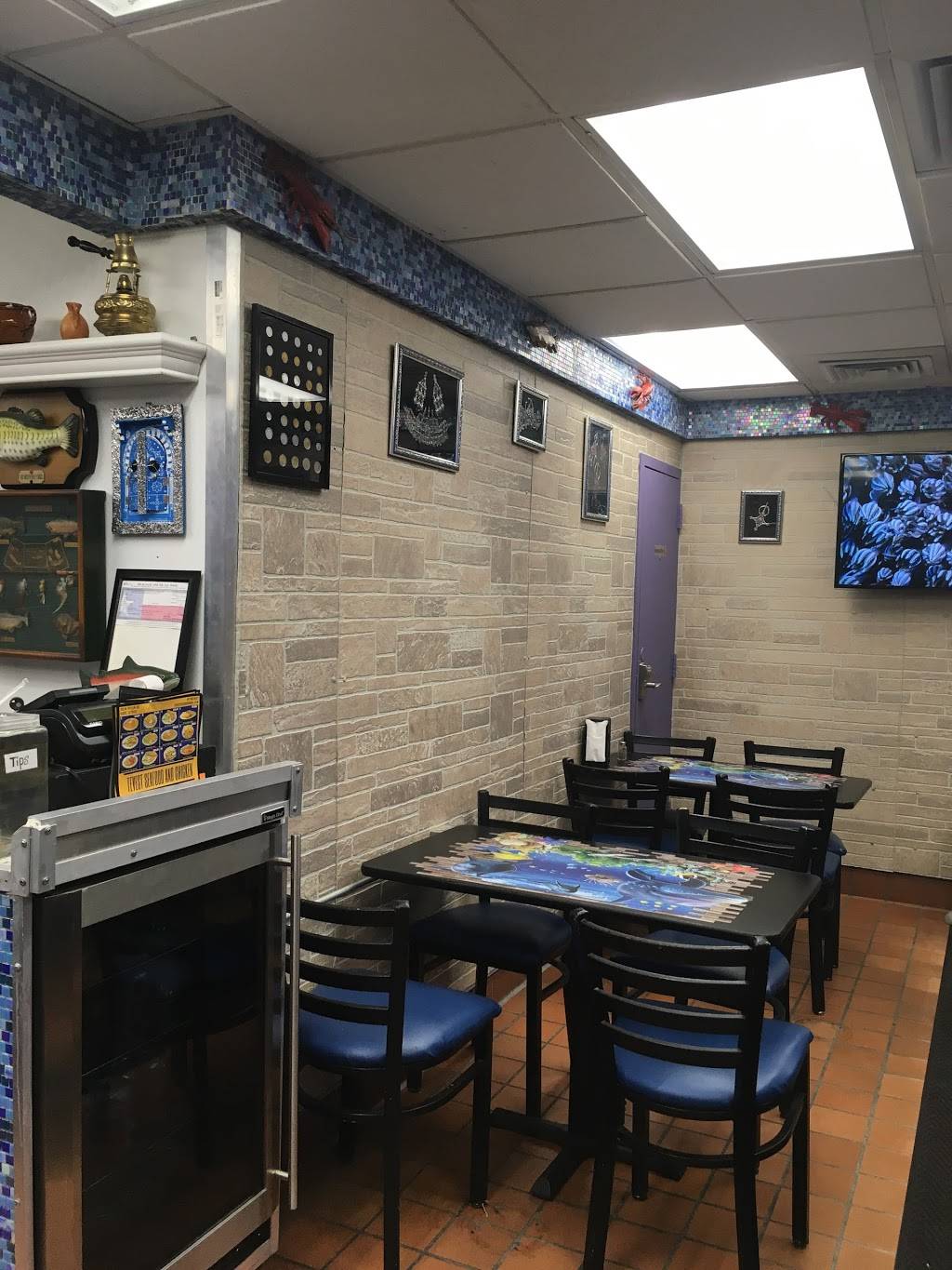 Tevest Seafood & Chicken | restaurant | 200 W Pipeline Rd, Hurst, TX 76053, USA | 8175106167 OR +1 817-510-6167
