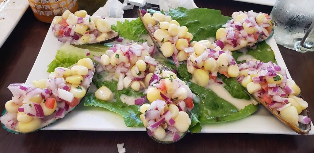 Victorias A La Brasa (Rotisserie chicken) | restaurant | 125 S 3rd St, Lantana, FL 33462, USA | 5615889608 OR +1 561-588-9608