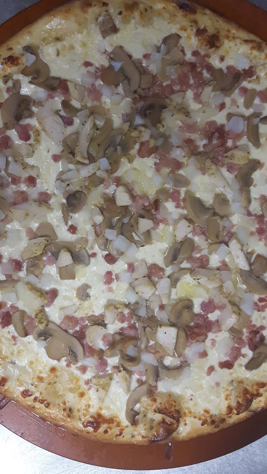 Slices n Squares | meal delivery | 5300 Walker Rd, Windsor, ON N9A 6J3, Canada | 5199779111 OR +1 519-977-9111