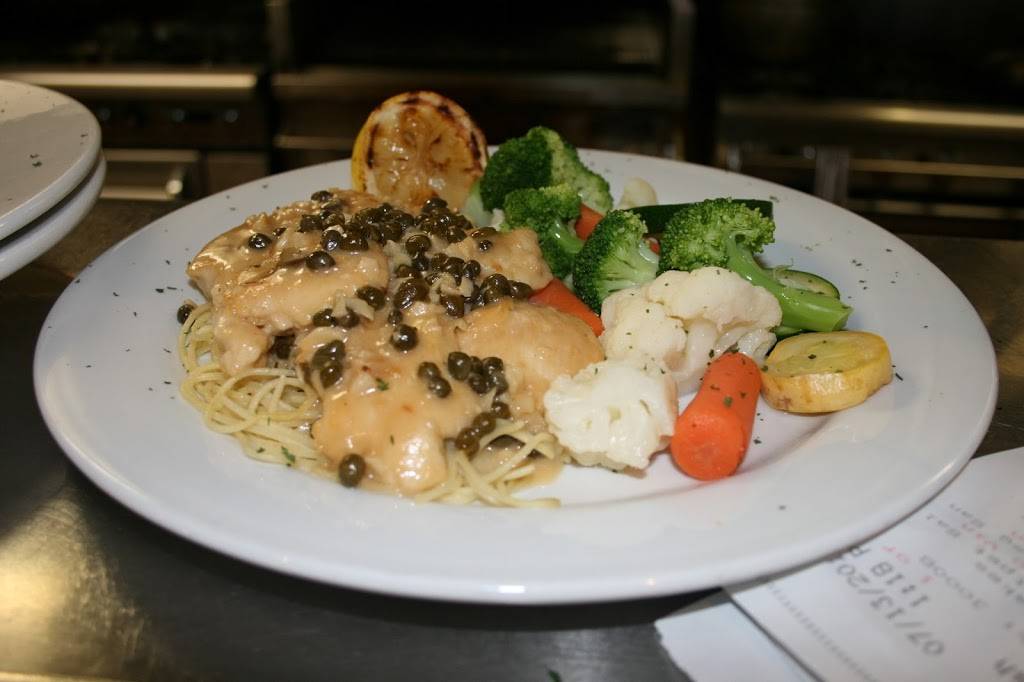 Karline’s Restaurant And Bar | restaurant | 1100 Center St, Redding, CA 96001, USA | 5302447663 OR +1 530-244-7663