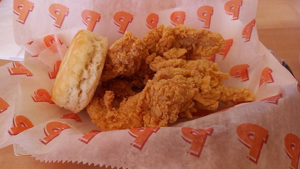 Popeyes Louisiana Kitchen | restaurant | 1716 S Loop 288, Denton, TX 76205, USA | 9405663224 OR +1 940-566-3224
