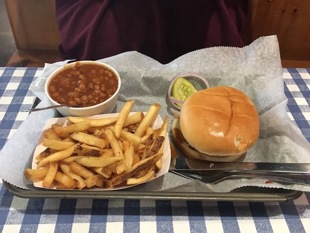 Marks Feed Store | restaurant | 3827 Charlestown Rd, New Albany, IN 47150, USA | 8129497427 OR +1 812-949-7427