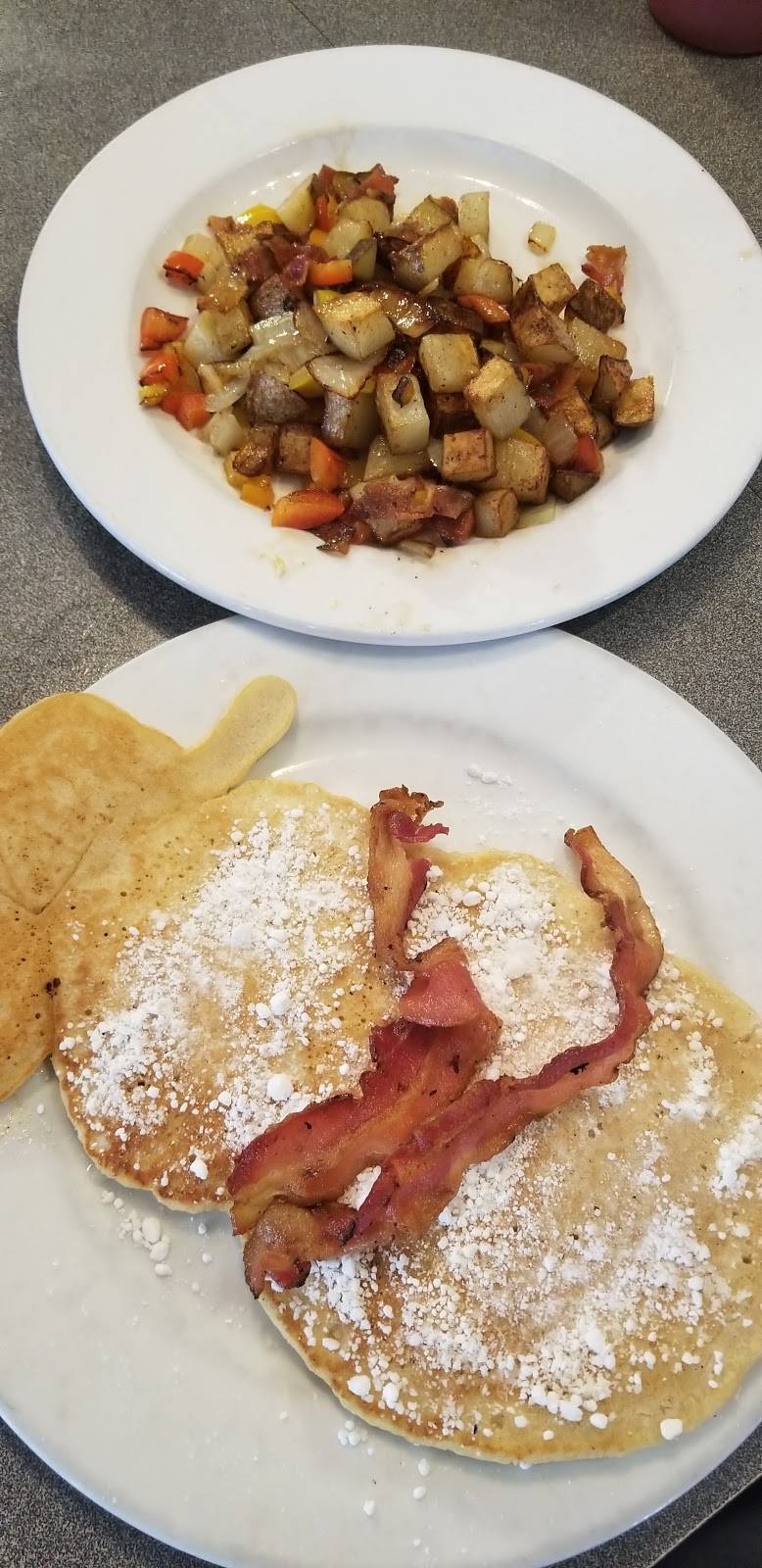 Port City Cafe | restaurant | 2561 Pass Rd ste a, Biloxi, MS 39531, USA | 2283853378 OR +1 228-385-3378