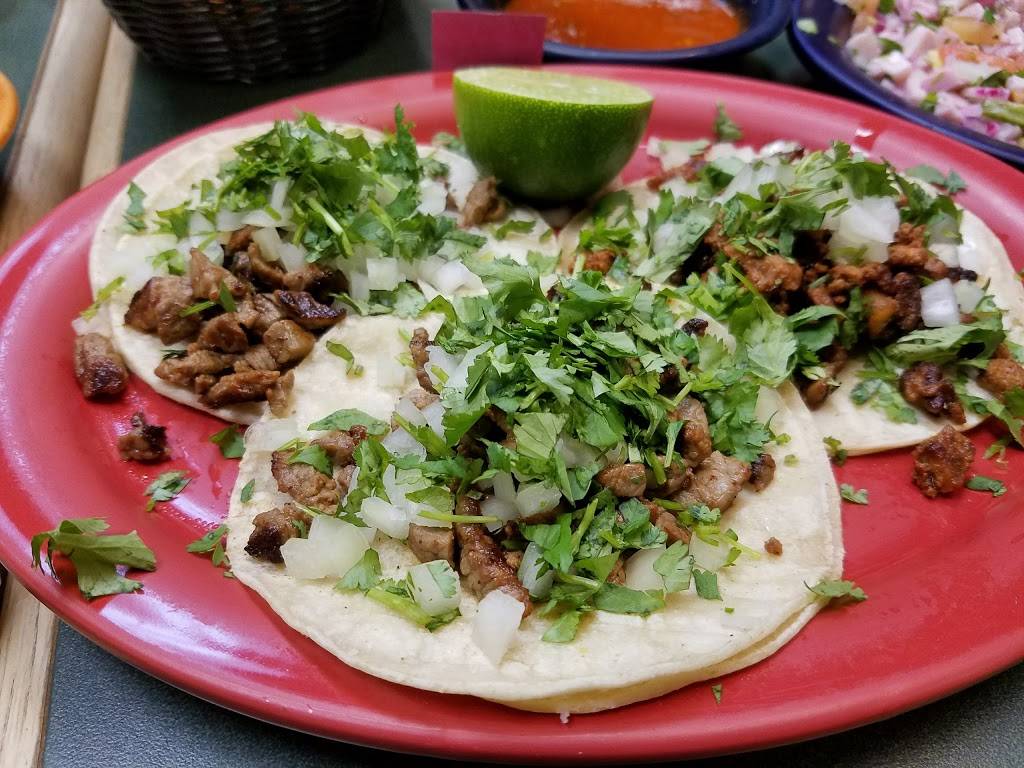 El Parian Mexican Restaurant | restaurant | 2439, 1960 Cliff Lake Rd # 117, Eagan, MN 55122, USA | 6514543234 OR +1 651-454-3234