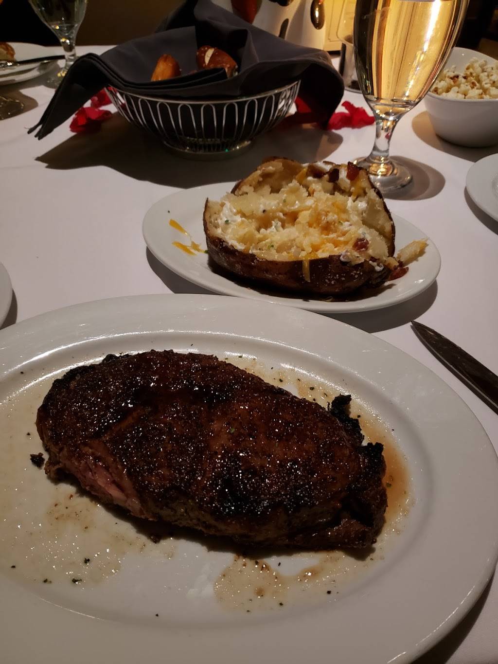 Ocean Prime | night club | 2101 Cedar Springs Rd #150, Dallas, TX 75201, USA | 2149650440 OR +1 214-965-0440